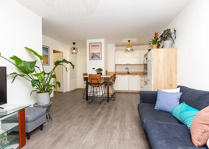 Atlantic Selection - Ene Etchola - Proche Du Port De